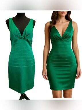 Bellissima Sleeveless Emerald Green V-Neck Satin Bodycon Mini Cocktail Dress 10